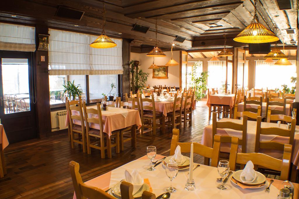 Restaurant Rooms Pino Slunj Bagian luar foto